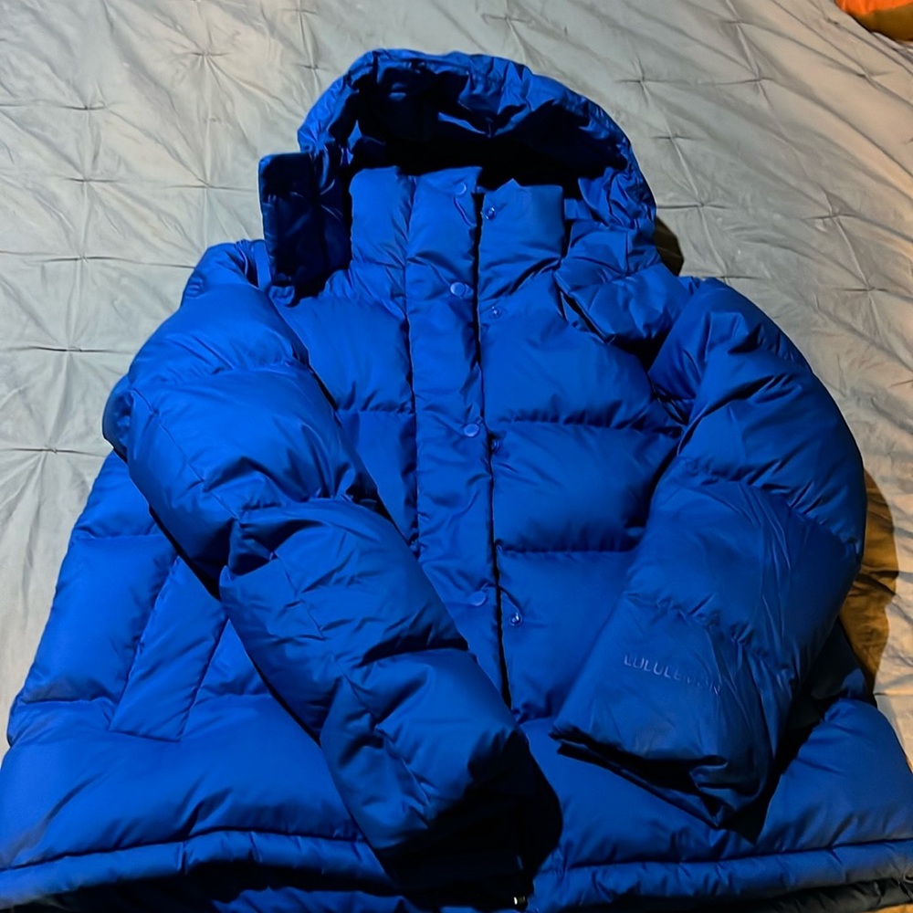 Like new Lululemon puffer coat